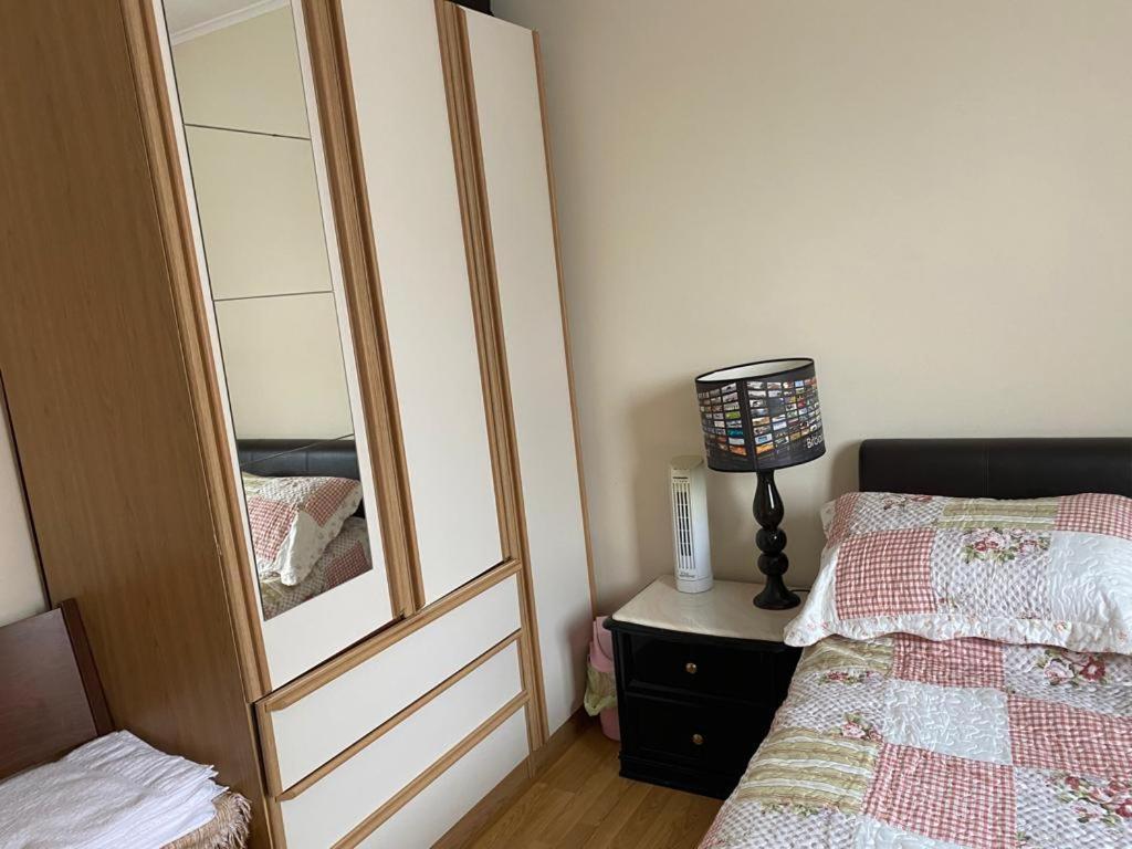 Specious Room In Northolt Northolt  Eksteriør bilde